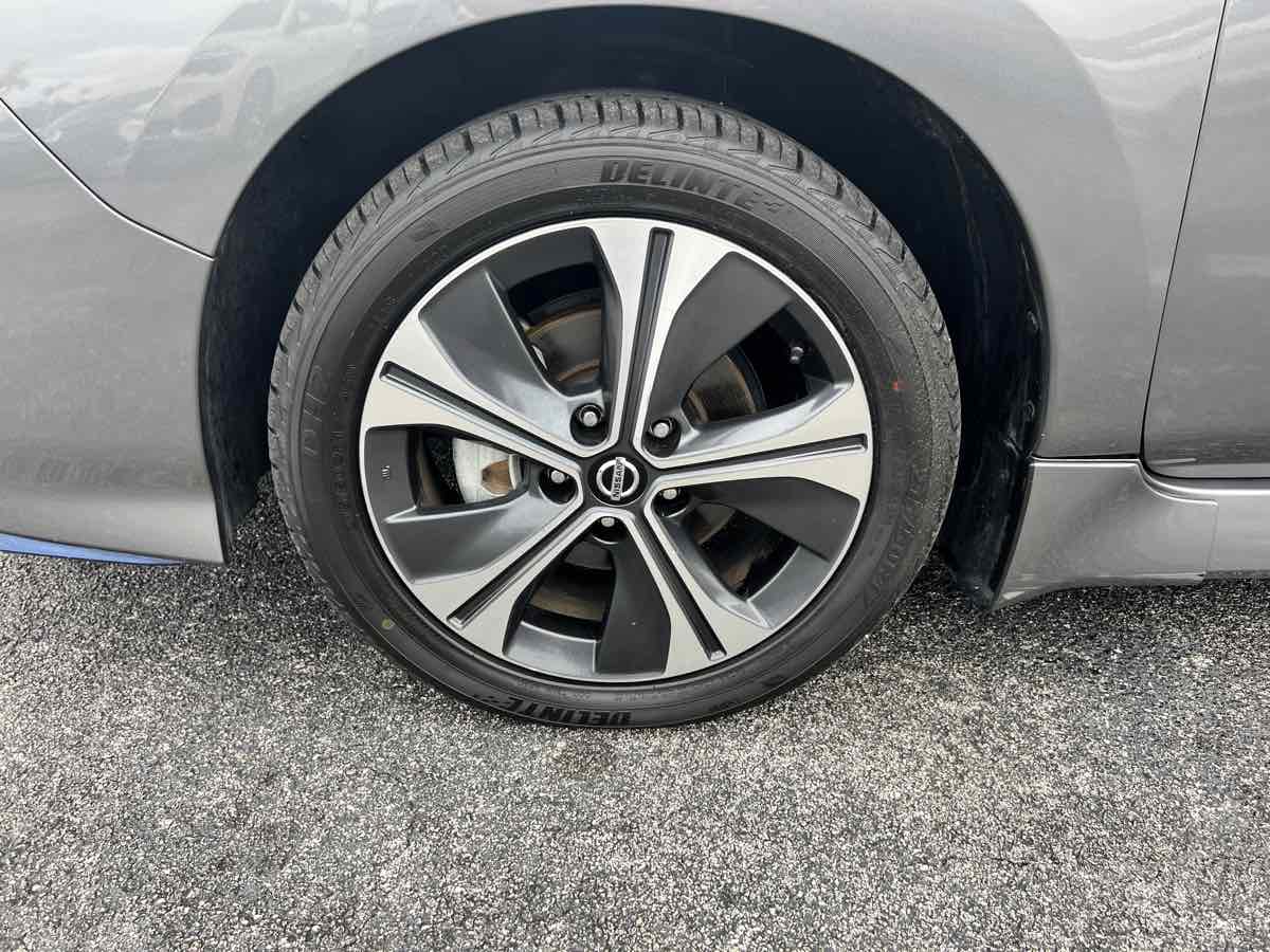 2021 Nissan Leaf SL Plus photo 46