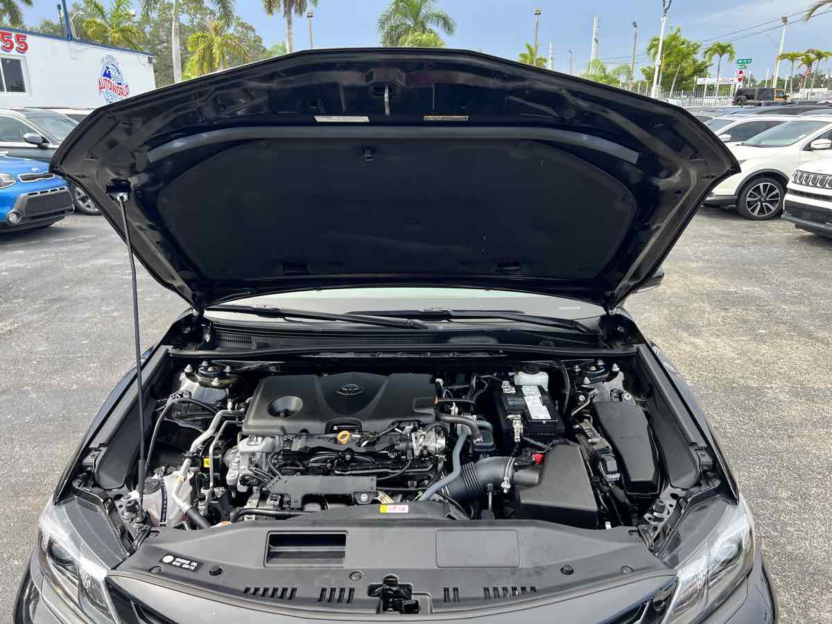 2022 Toyota Camry SE photo 36