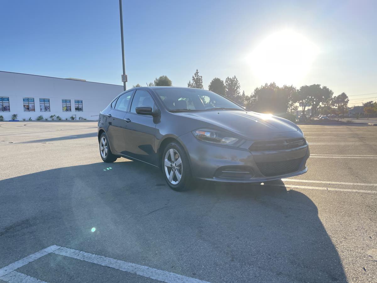 2015 Dodge Dart SXT photo 4