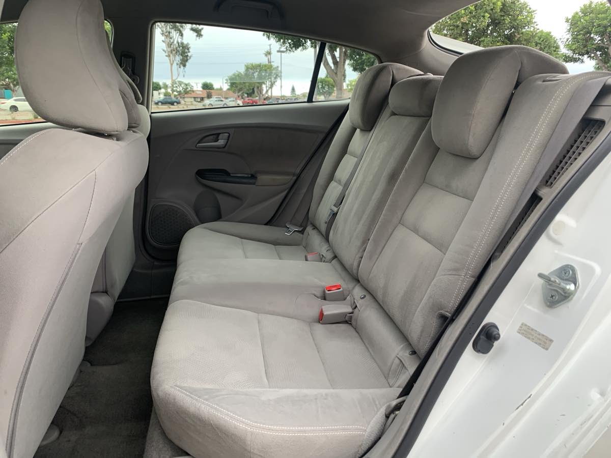 2013 Honda Insight LX photo 9