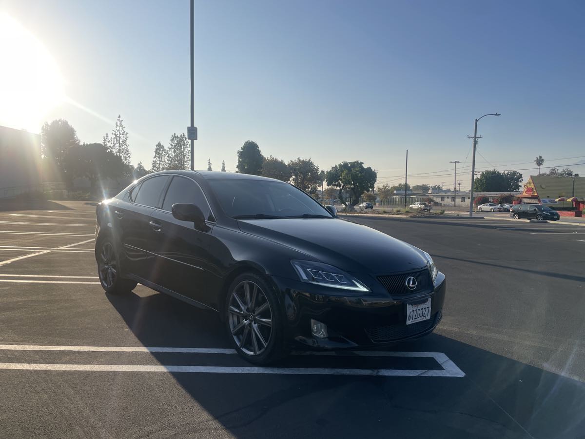 2008 Lexus IS 350 photo 4