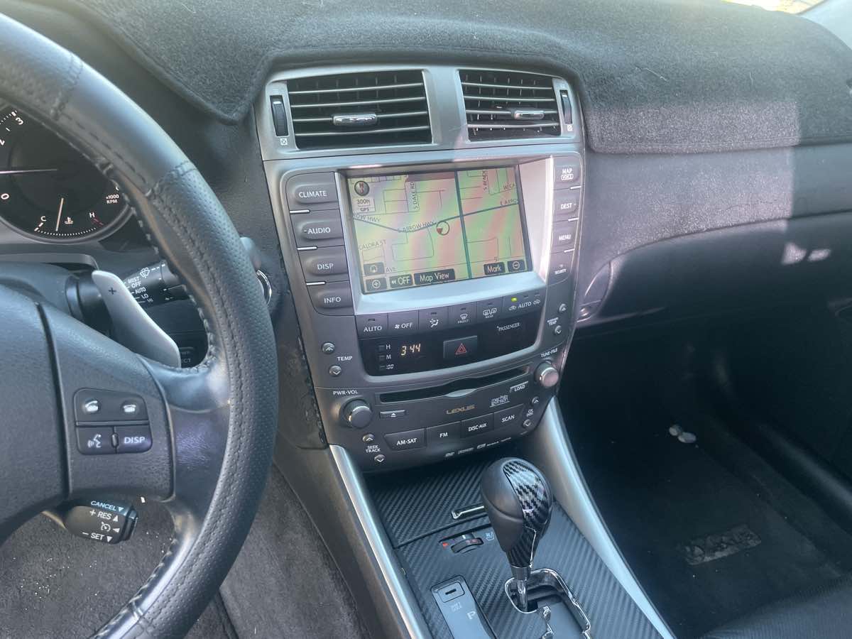 2008 Lexus IS 350 photo 2