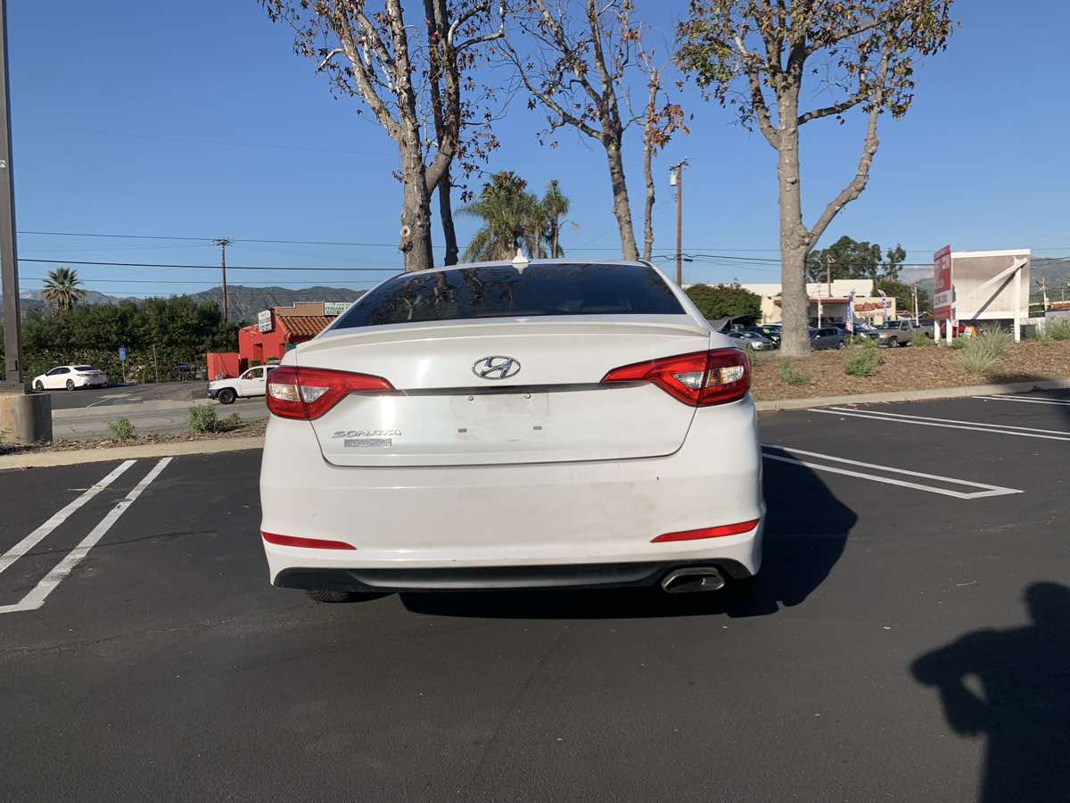 2015 Hyundai Sonata SE - Photo 5