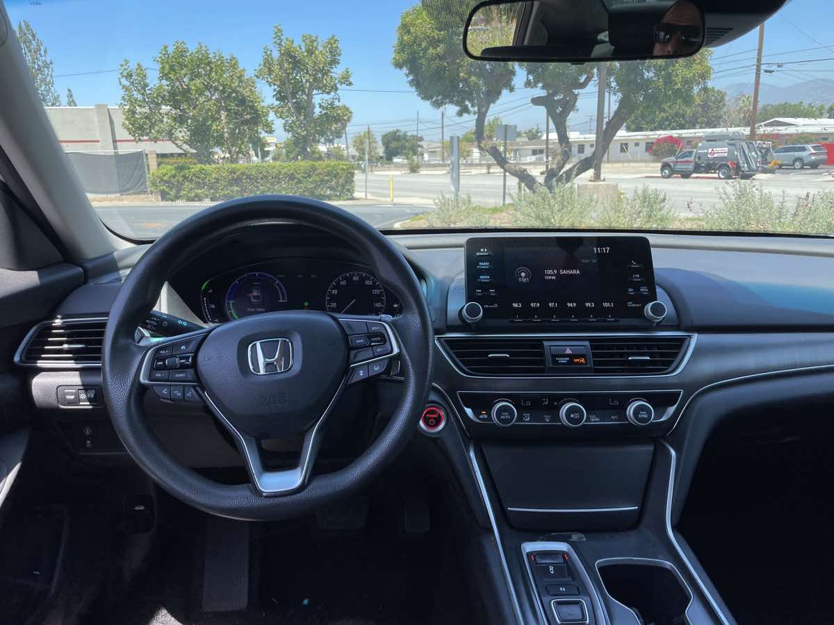 2018 Honda Accord Hybrid - Photo 10