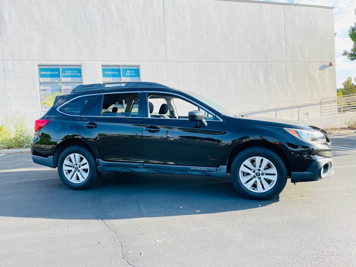 2015 Subaru Outback Premium - Photo 3