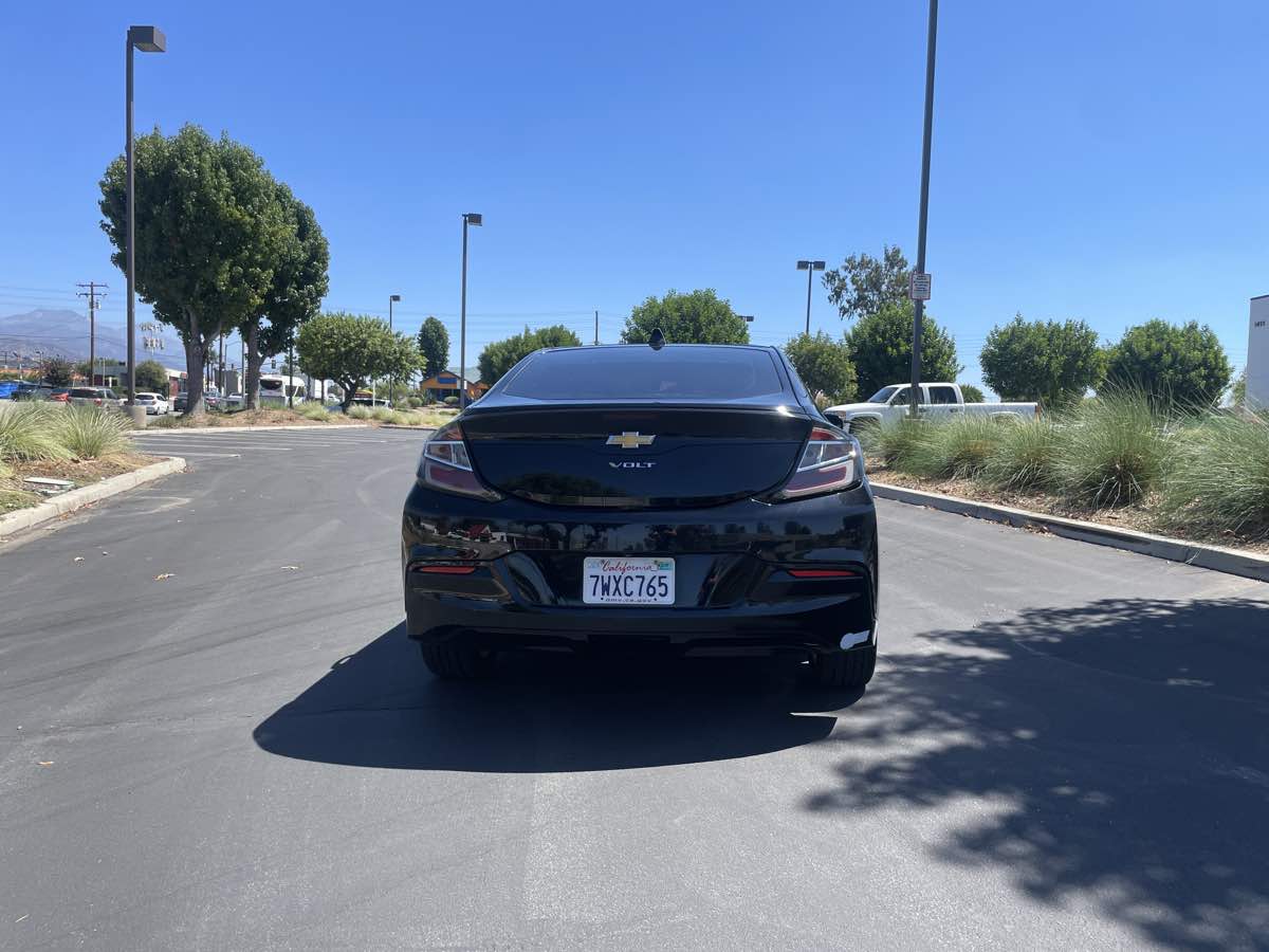 2017 Chevrolet Volt LT - Photo 6