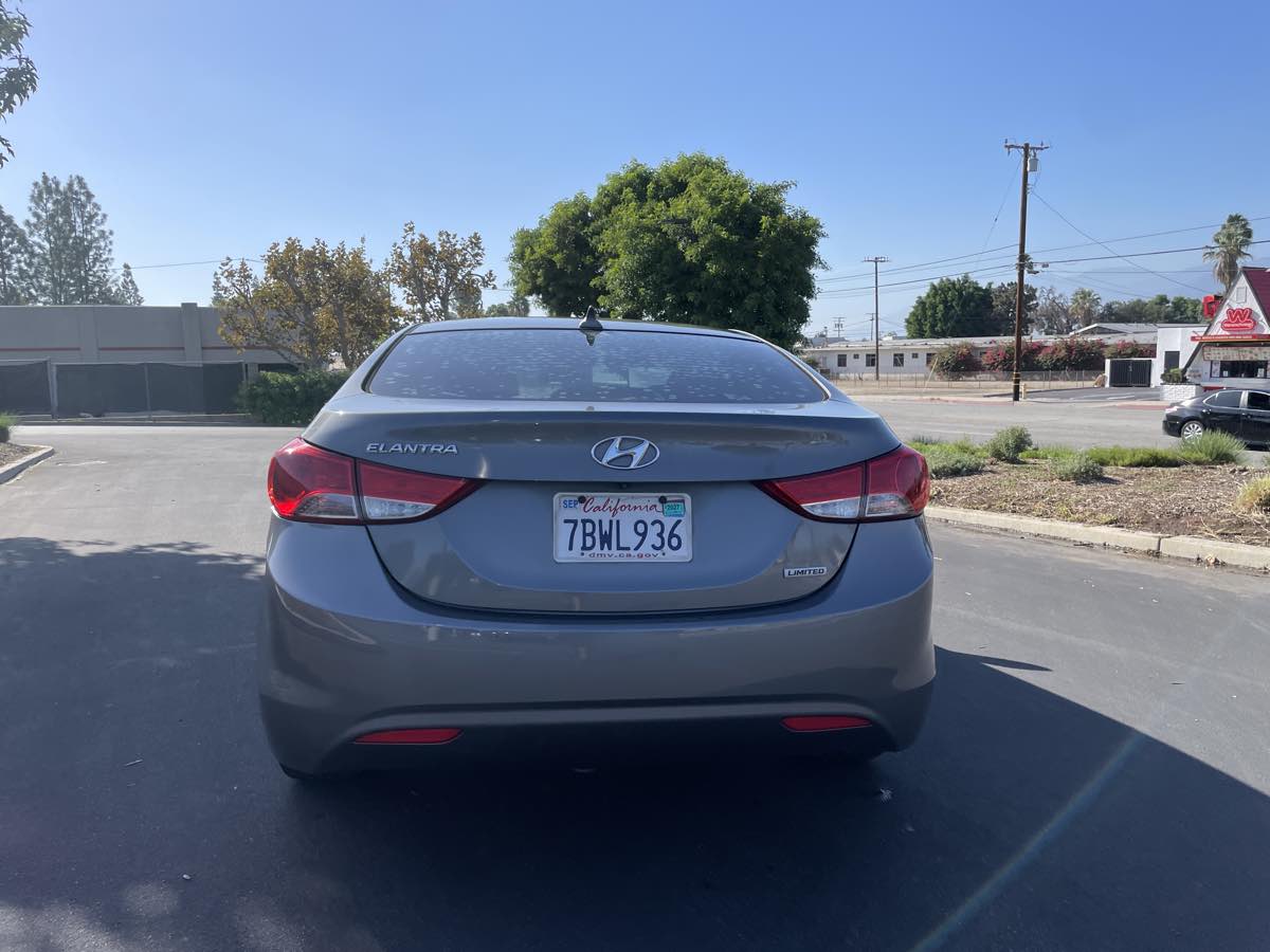 2013 Hyundai Elantra Limited - Photo 6