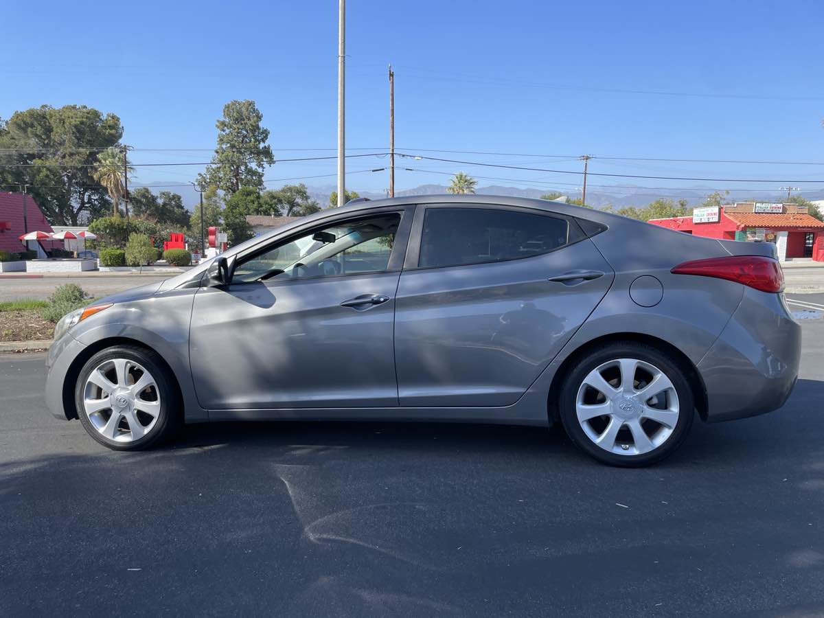 2013 Hyundai Elantra Limited - Photo 8