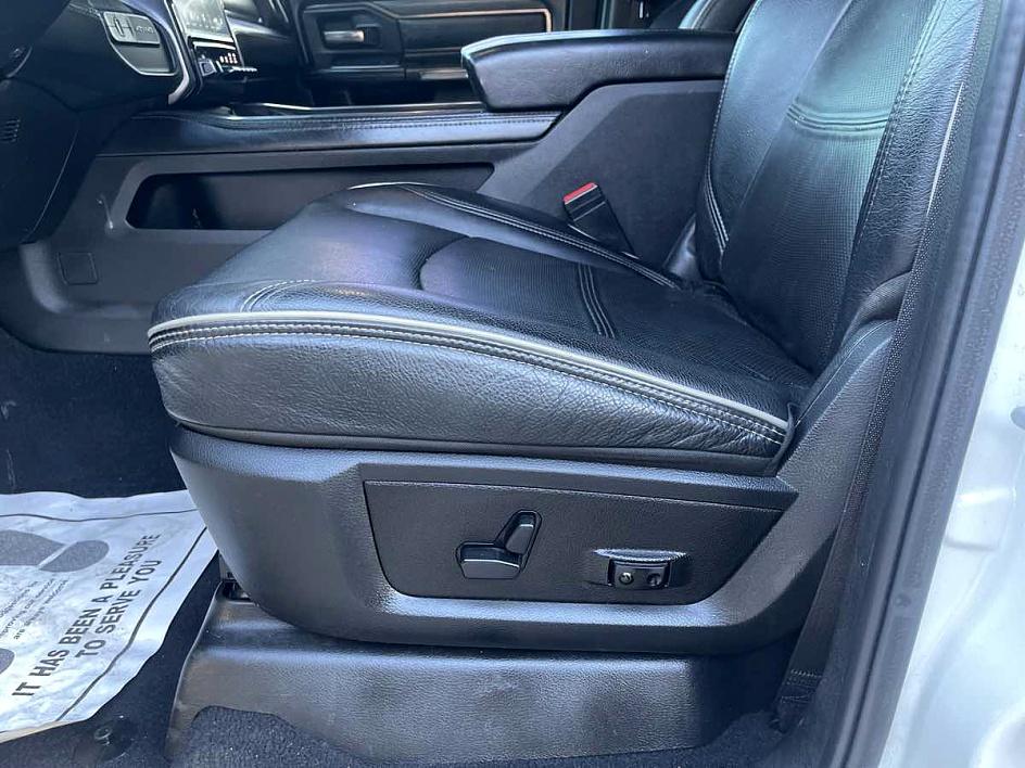 2019 Ram 3500 Limited photo 16