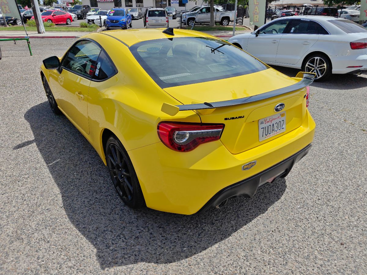 2017 Subaru BRZ Limited - Photo 12
