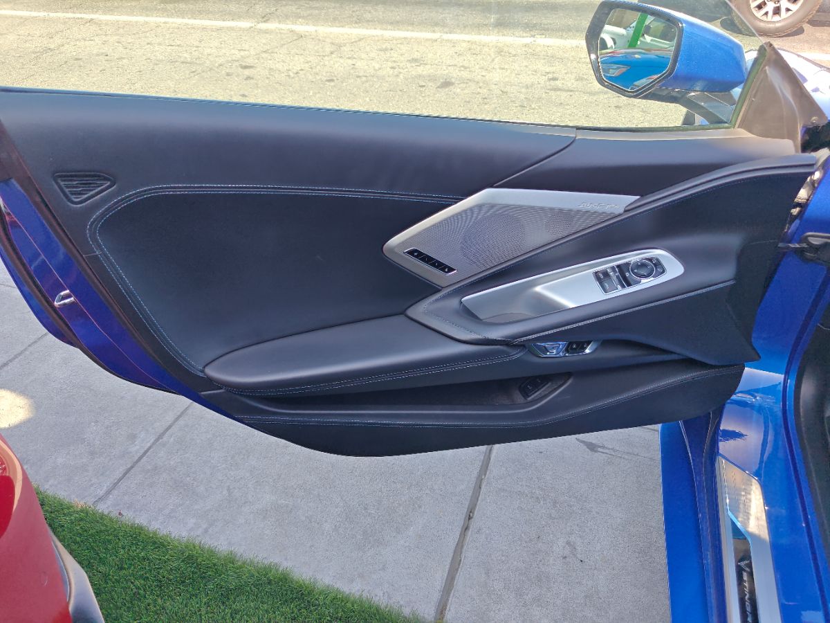 2021 Chevrolet Corvette 3LT - Photo 26