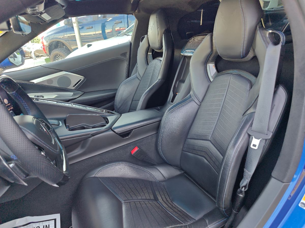 2021 Chevrolet Corvette 3LT - Photo 28