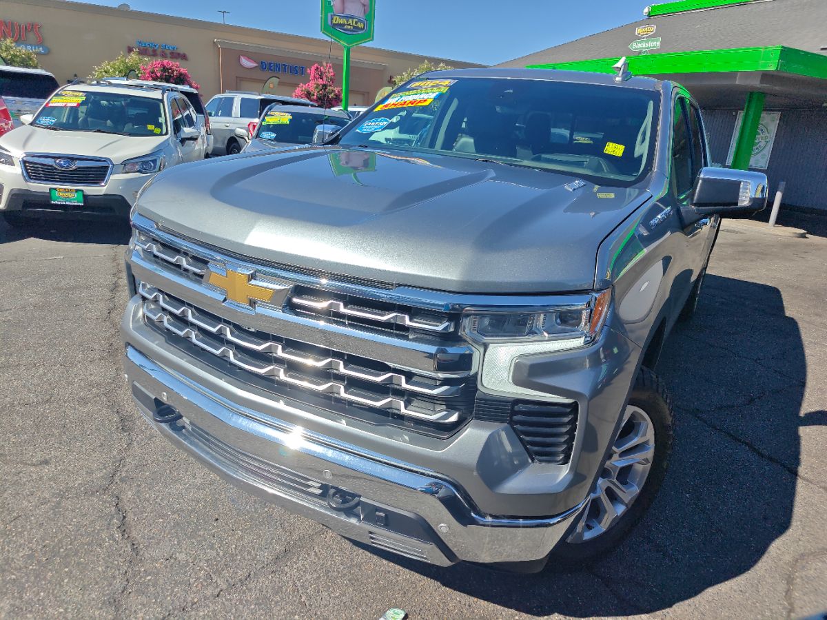 2024 Chevrolet Silverado 1500 LTZ - Photo 4