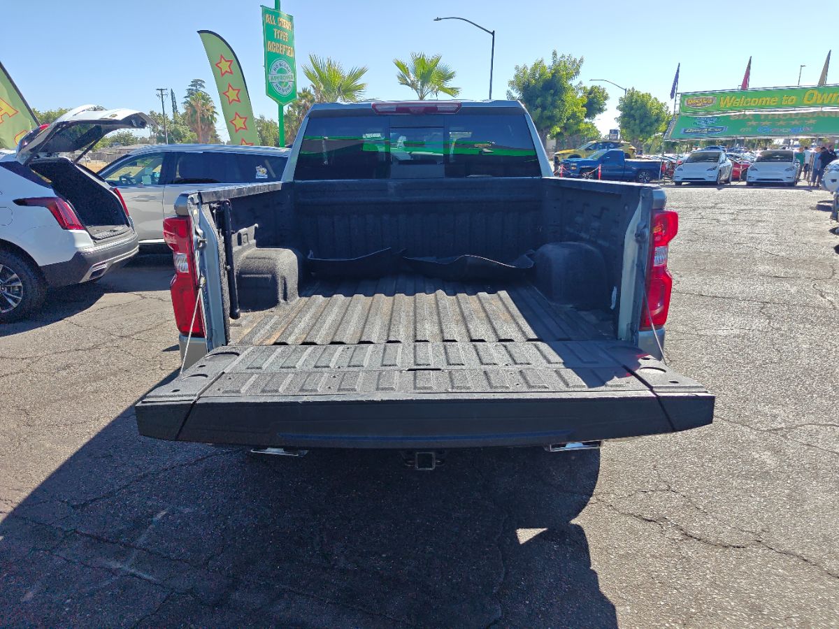 2024 Chevrolet Silverado 1500 LTZ - Photo 13