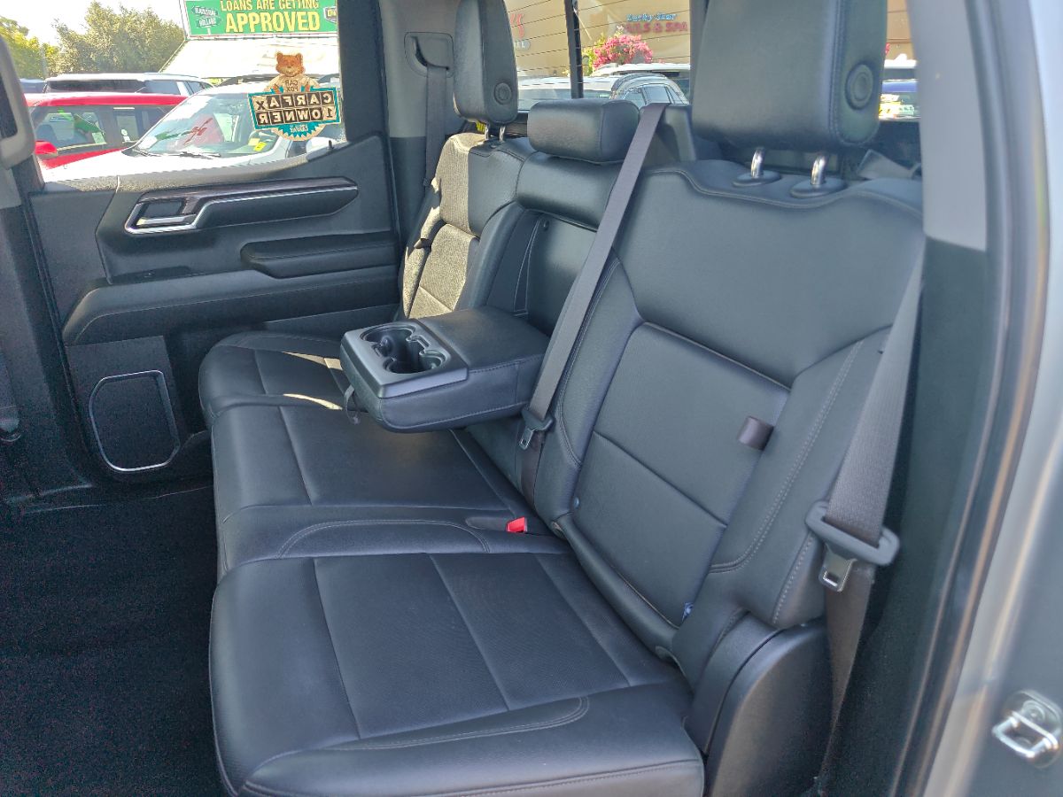 2024 Chevrolet Silverado 1500 LTZ - Photo 17