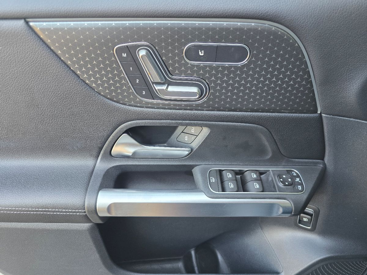 2024 Mercedes-Benz GLB Base - Photo 20