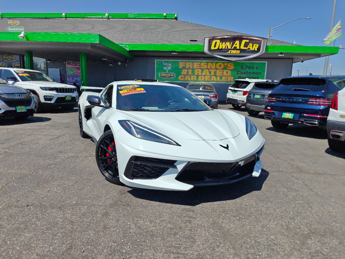 2023 Chevrolet Corvette 1LT photo 3