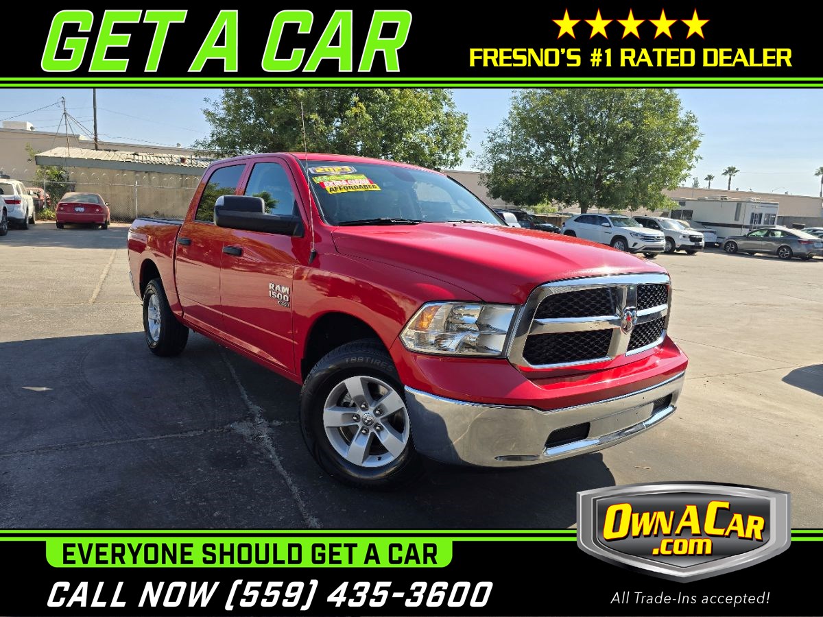 2023 RAM 1500 Classic SLT 4x4 Crew Cab 5'7's photo