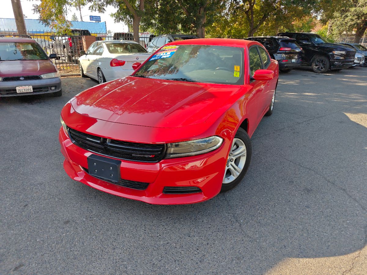 2022 Dodge Charger SXT - Photo 4