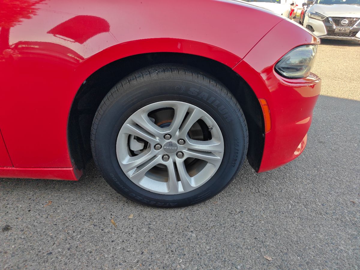 2022 Dodge Charger SXT - Photo 8