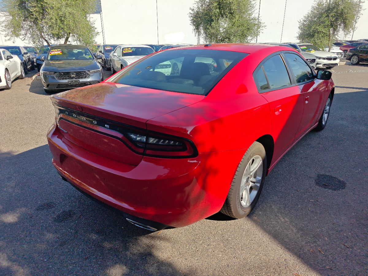 2022 Dodge Charger SXT - Photo 10
