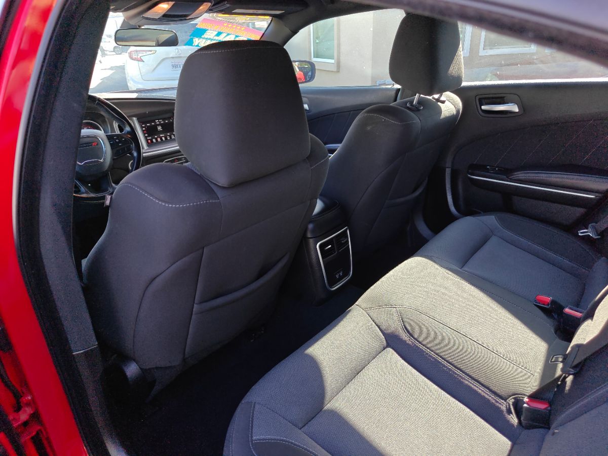 2022 Dodge Charger SXT - Photo 18