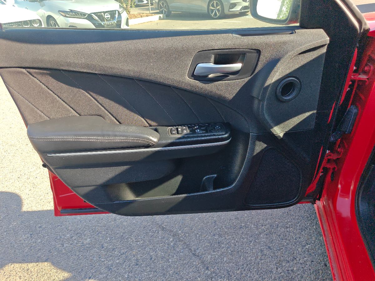 2022 Dodge Charger SXT - Photo 21