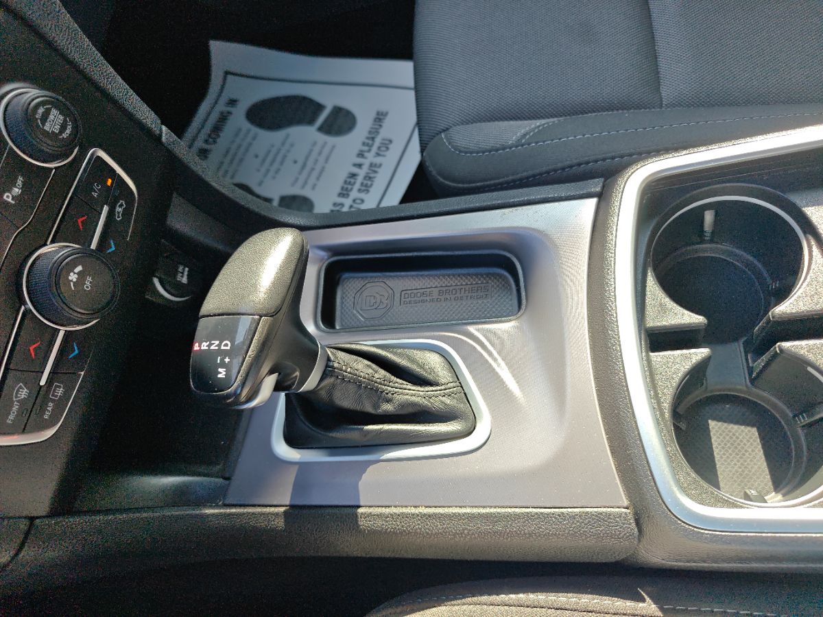 2022 Dodge Charger SXT - Photo 31