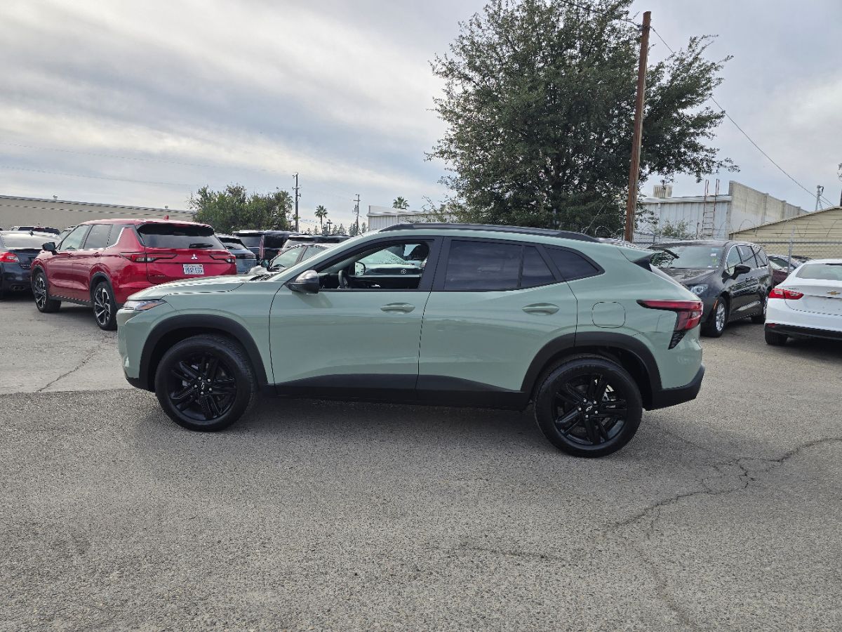 View vehicle photo 5