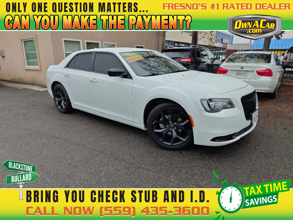 2022 Chrysler 300 Touring RWD