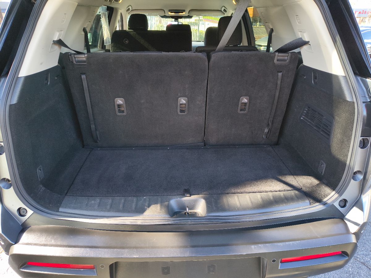 Nissan Pathfinder photo 10