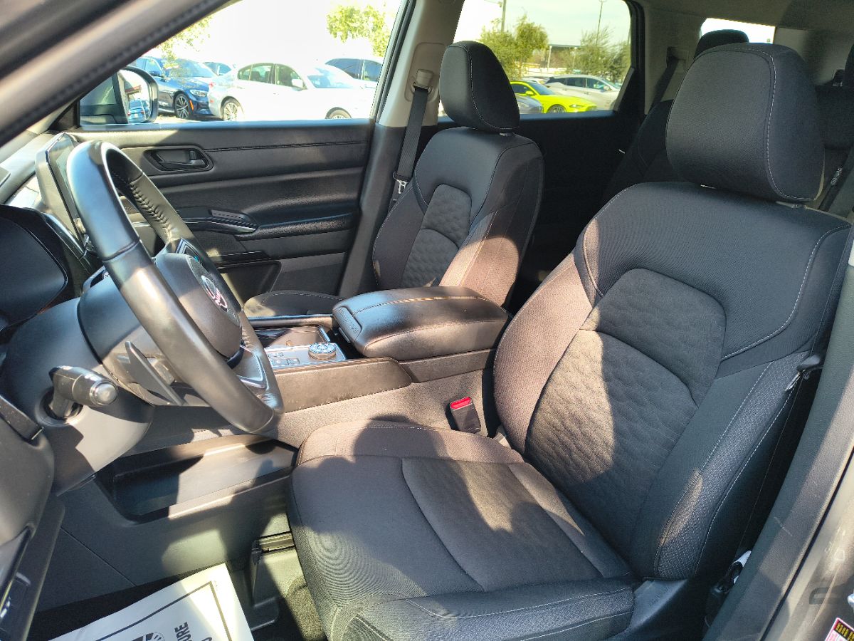 Nissan Pathfinder photo 15