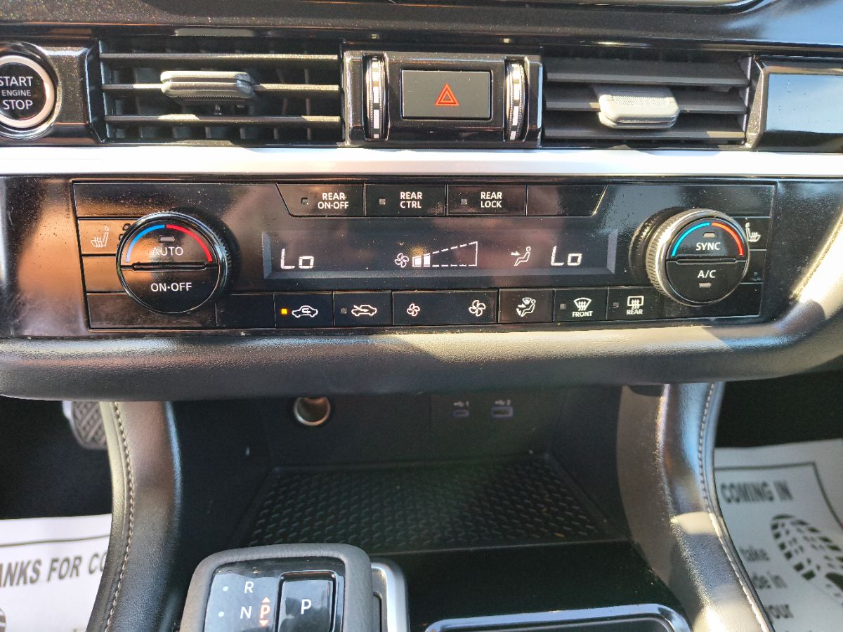Nissan Pathfinder photo 18