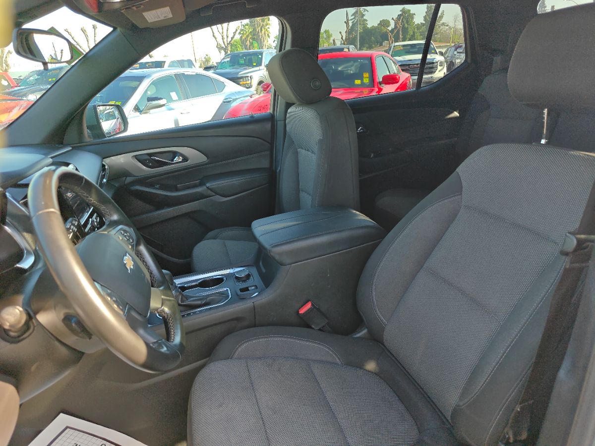 Chevrolet Traverse photo 23