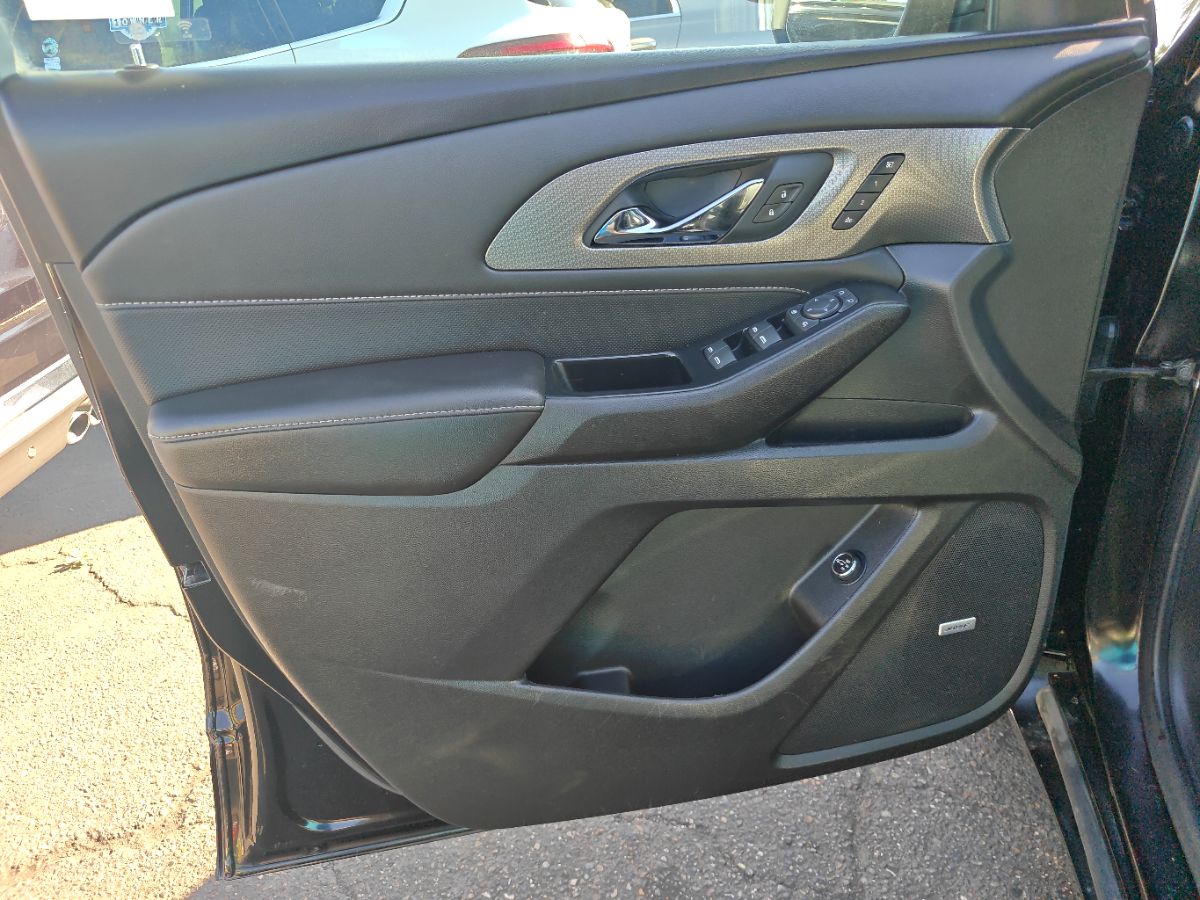 Chevrolet Traverse photo 24