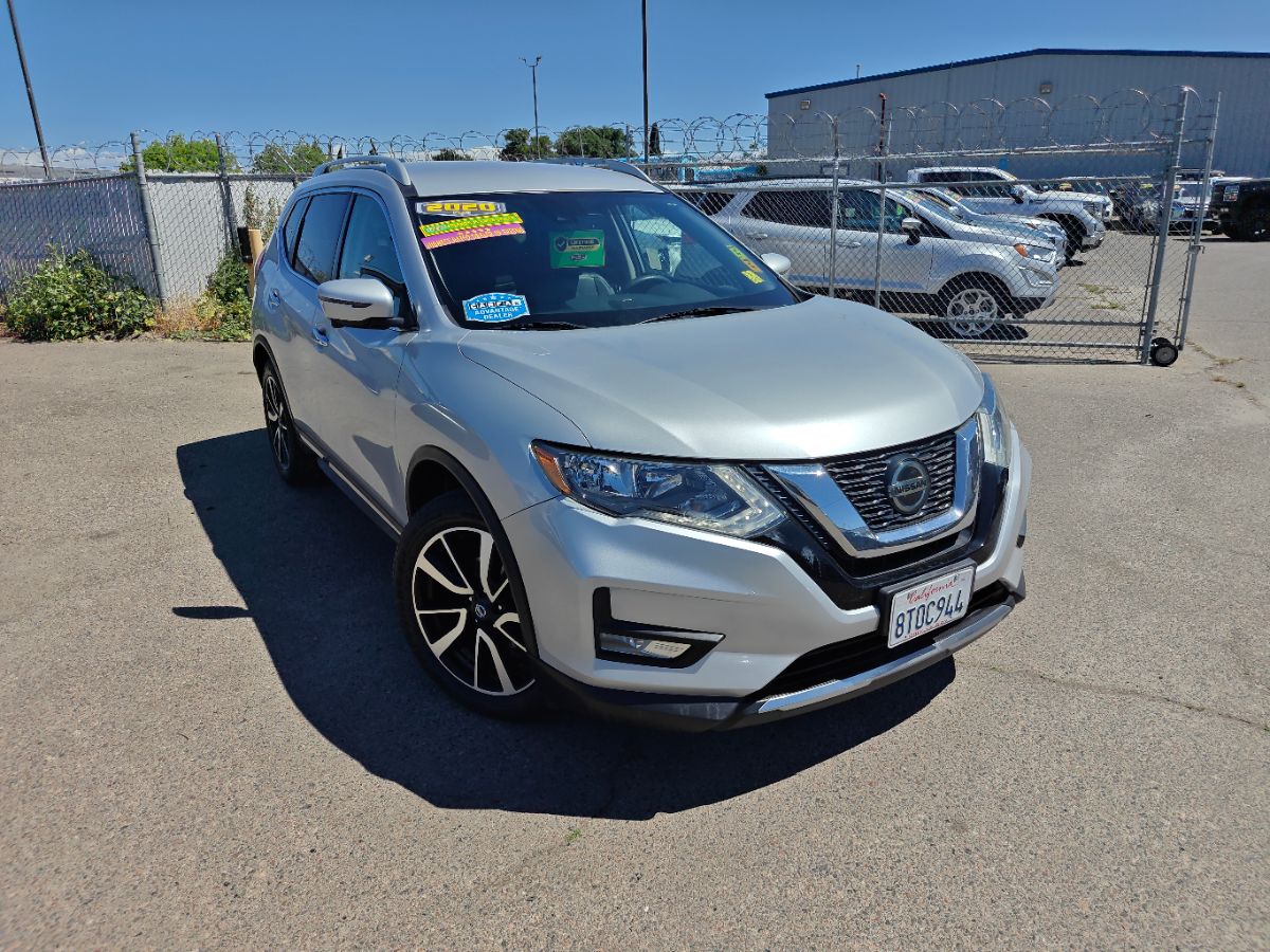 Nissan Rogue photo 3