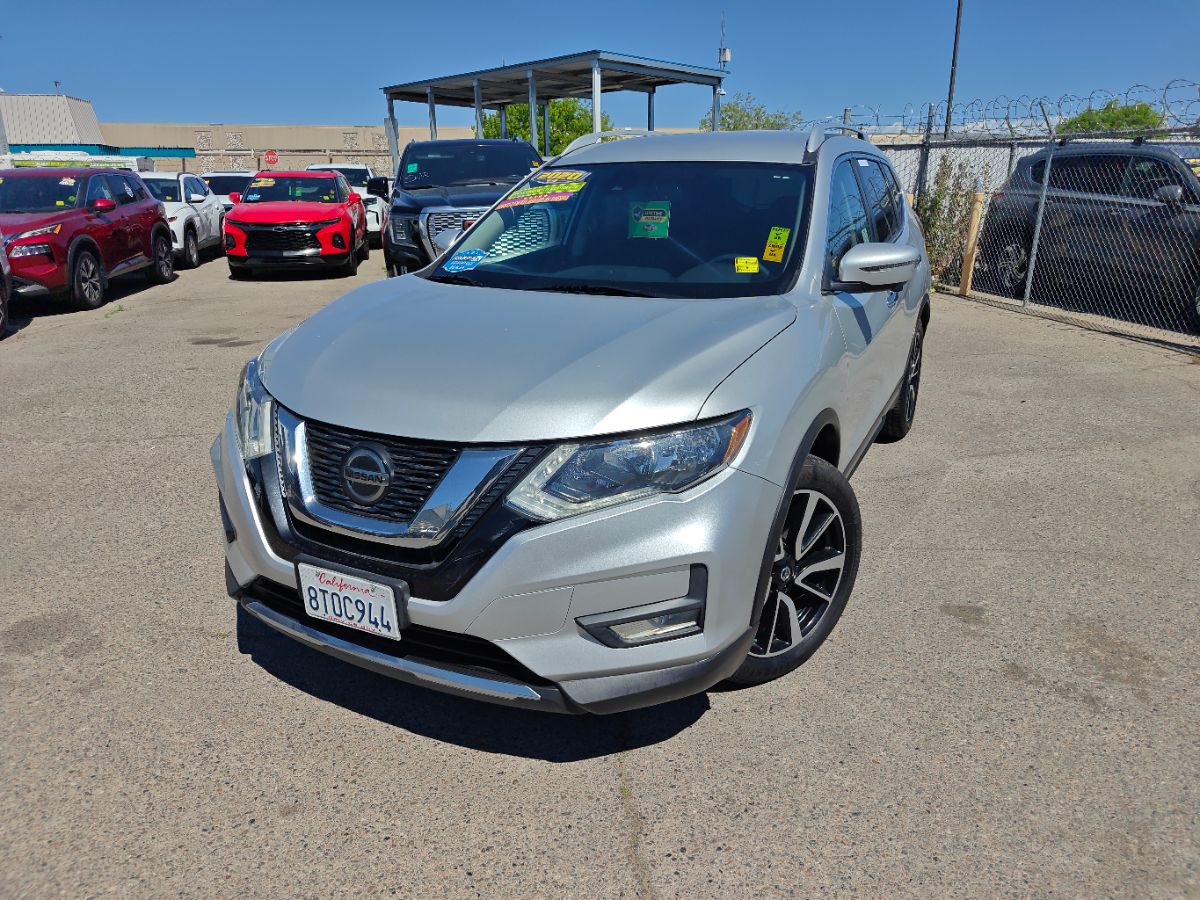 Nissan Rogue photo 4