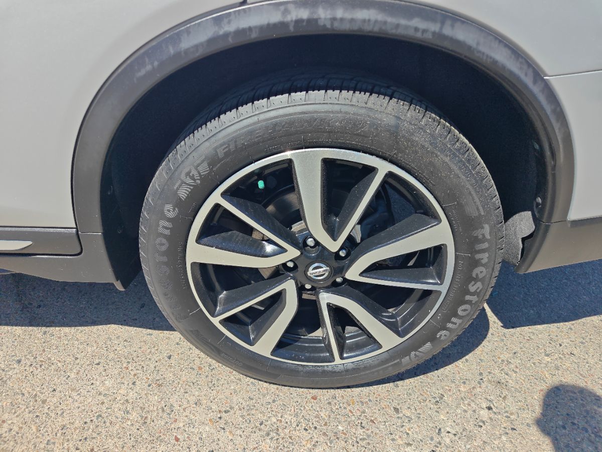 Nissan Rogue photo 16