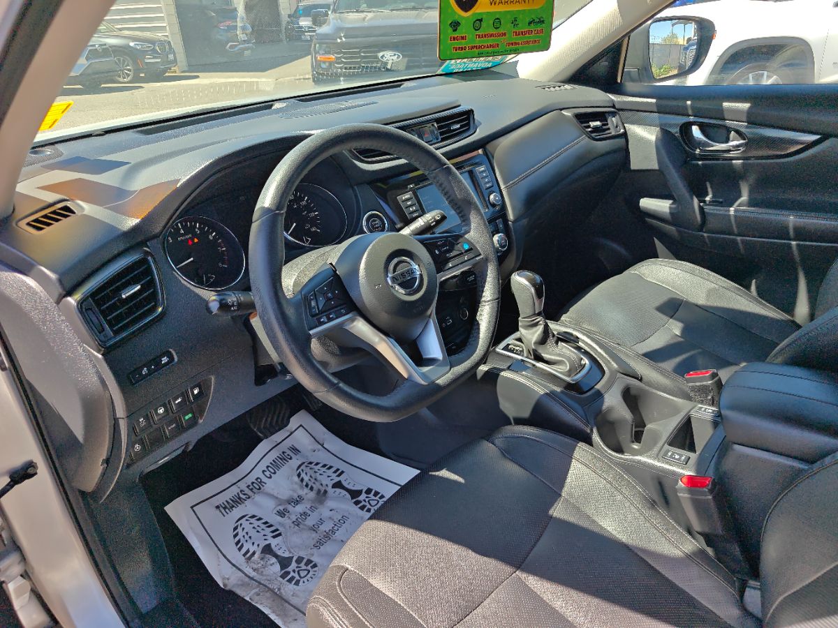 Nissan Rogue photo 25