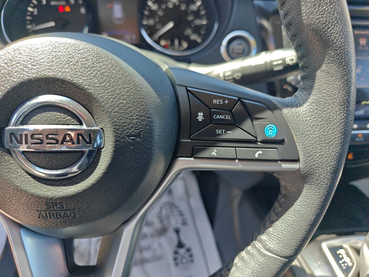 Nissan Rogue photo 28