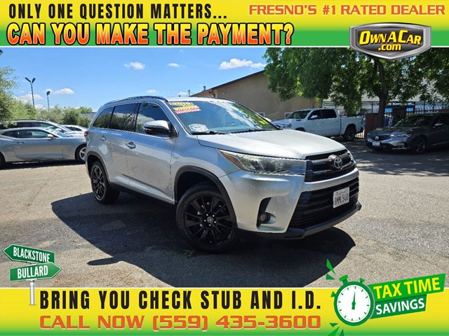 Celestial Silver Metallic 2019 Toyota Highlander SE FWD SUV / Crossover Front-Wheel Drive Automatic