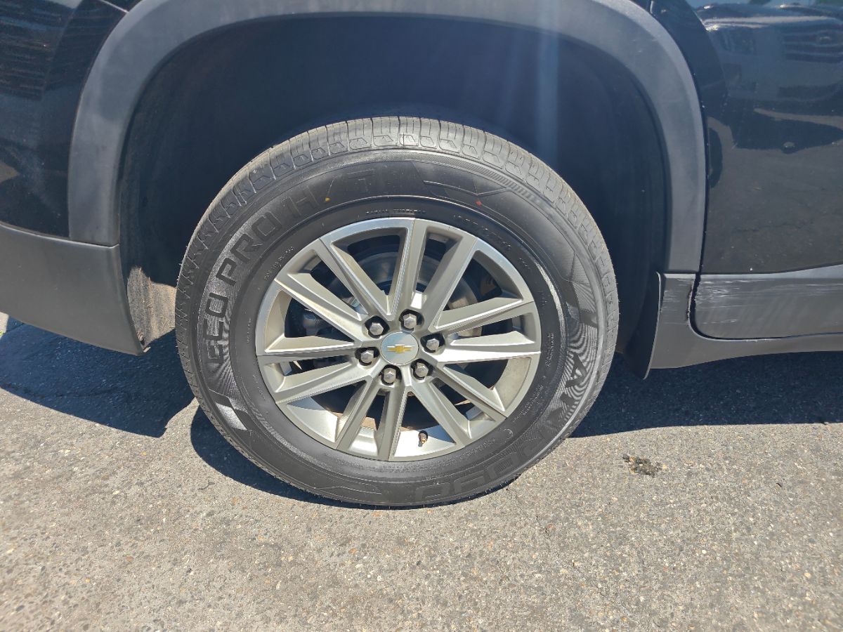 Chevrolet Traverse photo 9