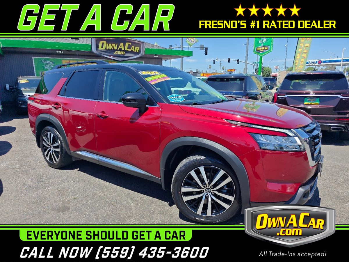 2023 Nissan Pathfinder Platinum 4WD's photo