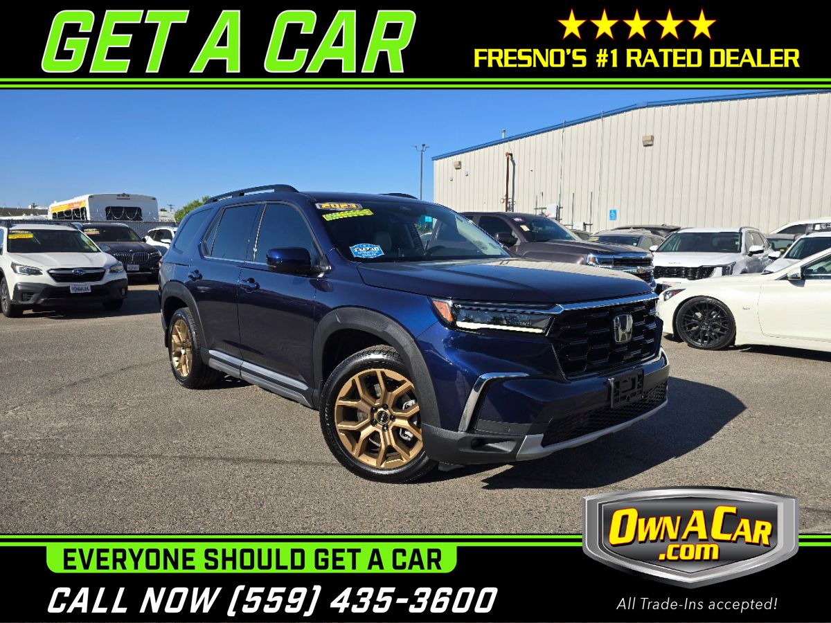 2023 Honda Pilot Touring 2WD's photo