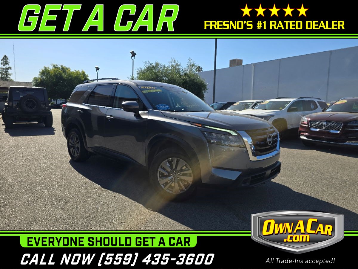 2025 Nissan Pathfinder SV 2WD's photo