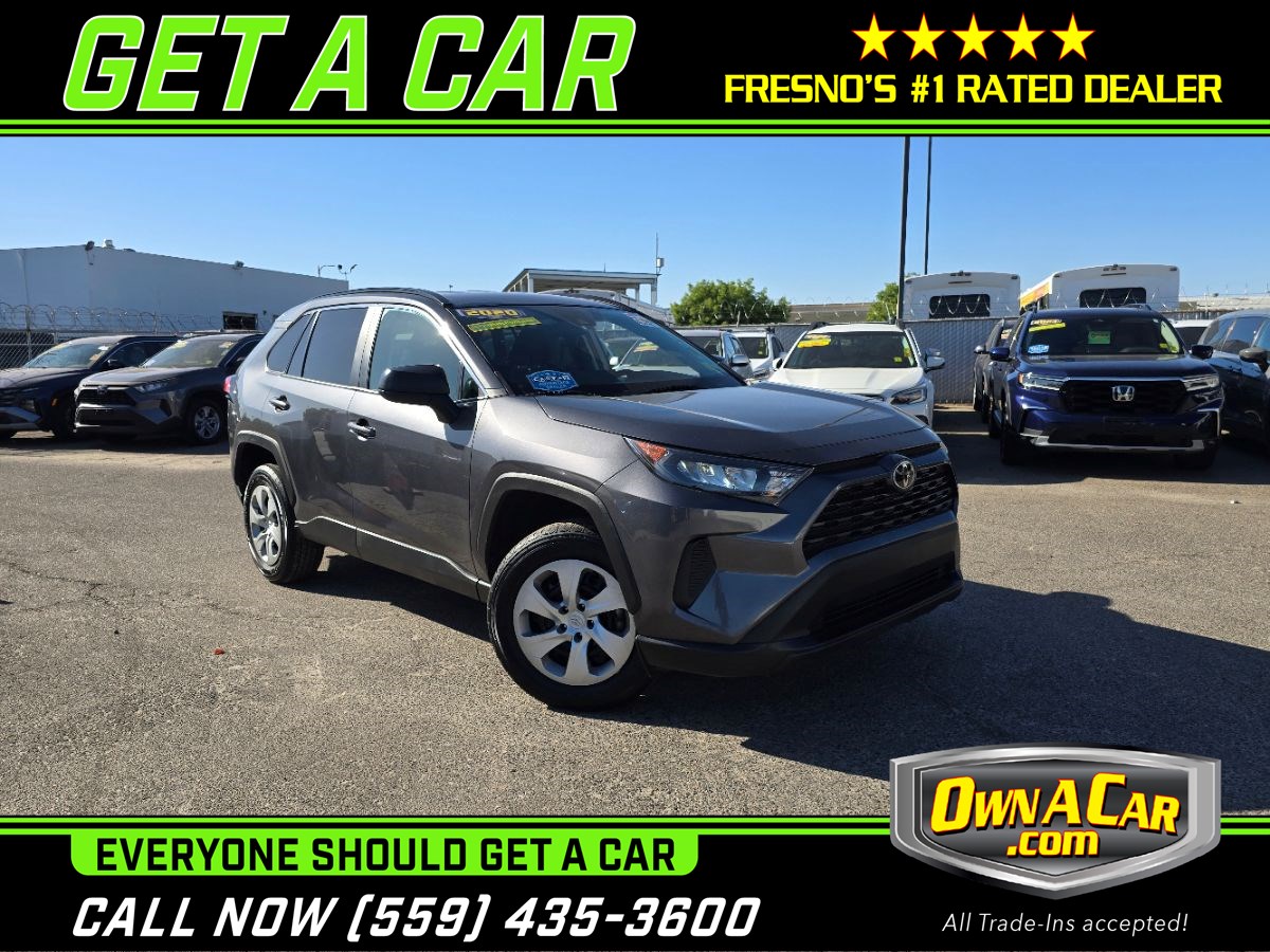 2020 Toyota RAV4 LE FWD's photo