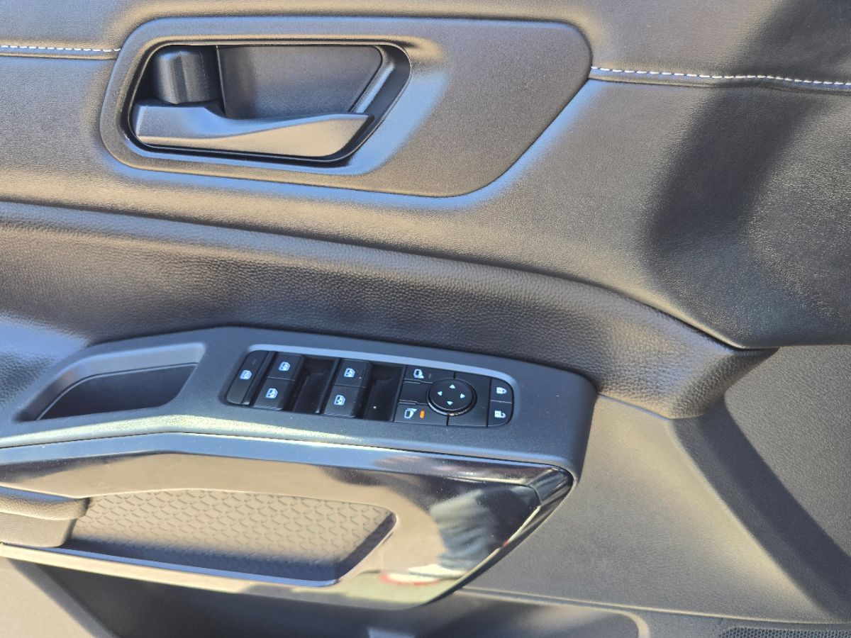 Nissan Pathfinder photo 22