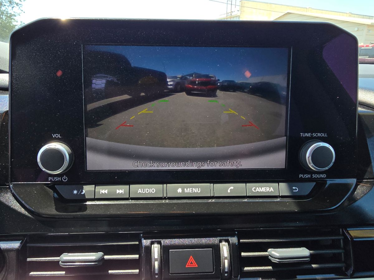 Nissan Pathfinder photo 24
