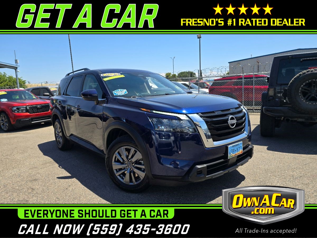 2025 Nissan Pathfinder SV 4WD's photo