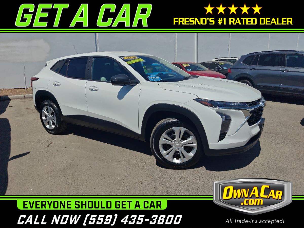 2025 Chevrolet Trax LS's photo
